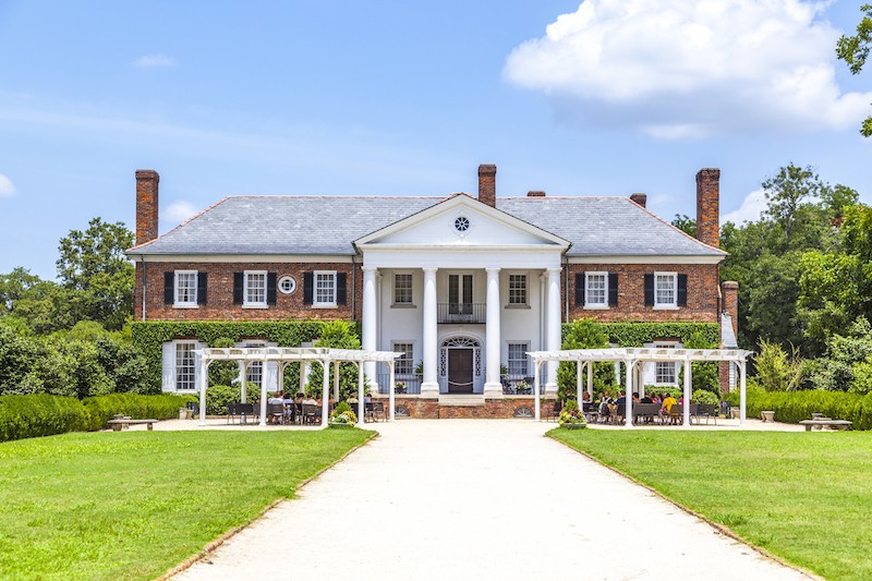 Beautiful house with perfect roof in South Carolina