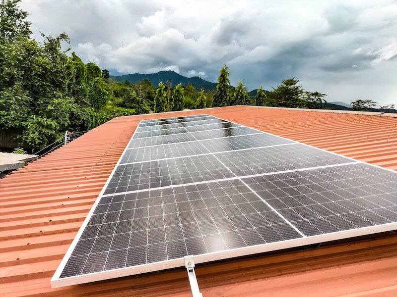 Installation of solar panels on the roof To help save on electricity bills within homes and office buildings.